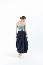 Load image into Gallery viewer, Skirt Artist
