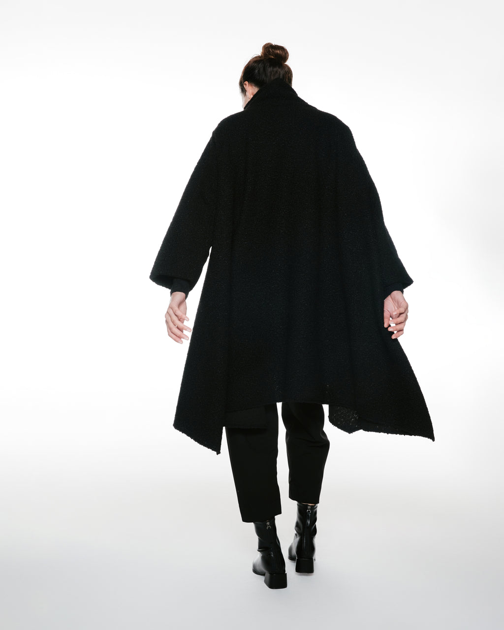 Coat Hoya