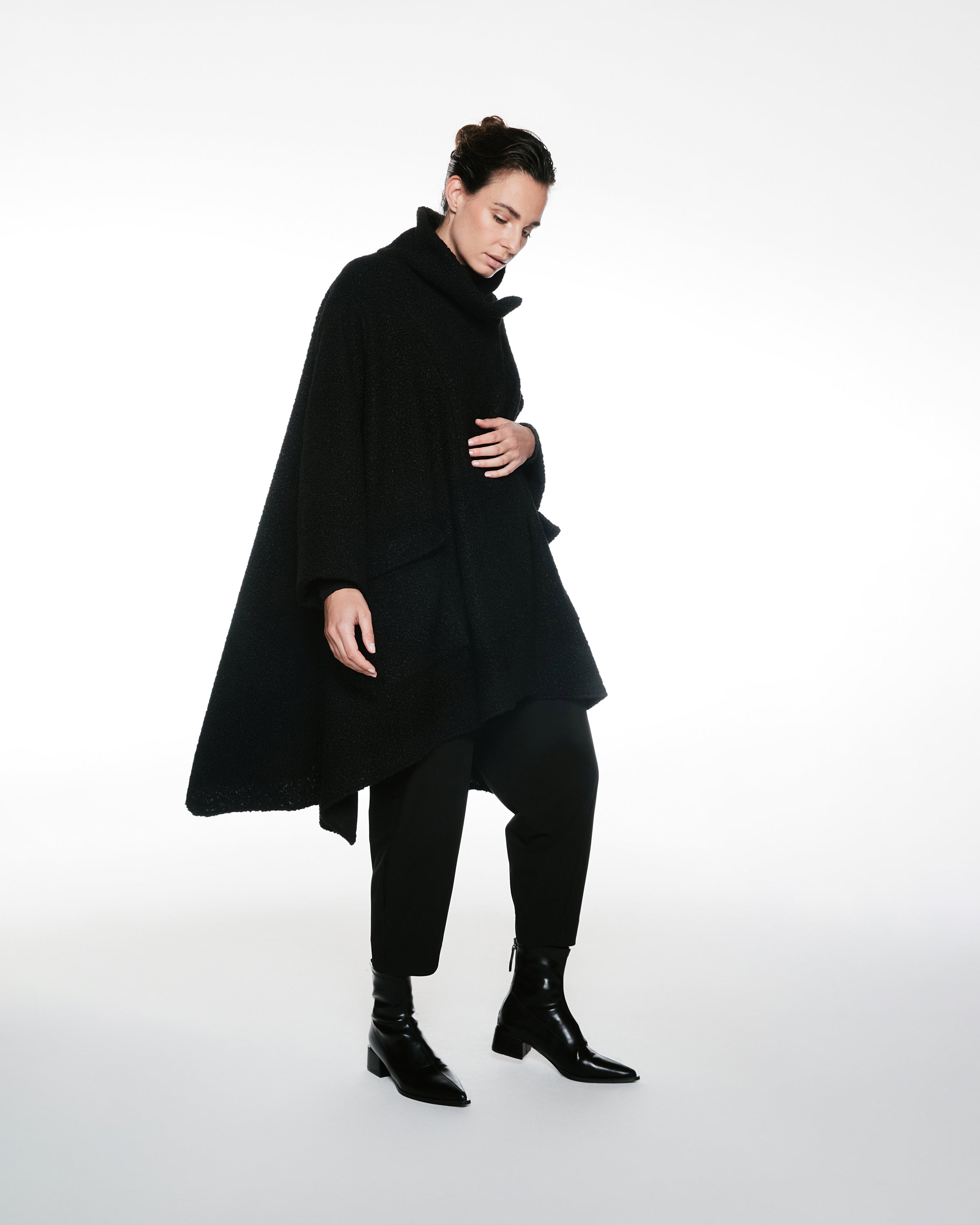 Coat Hoya