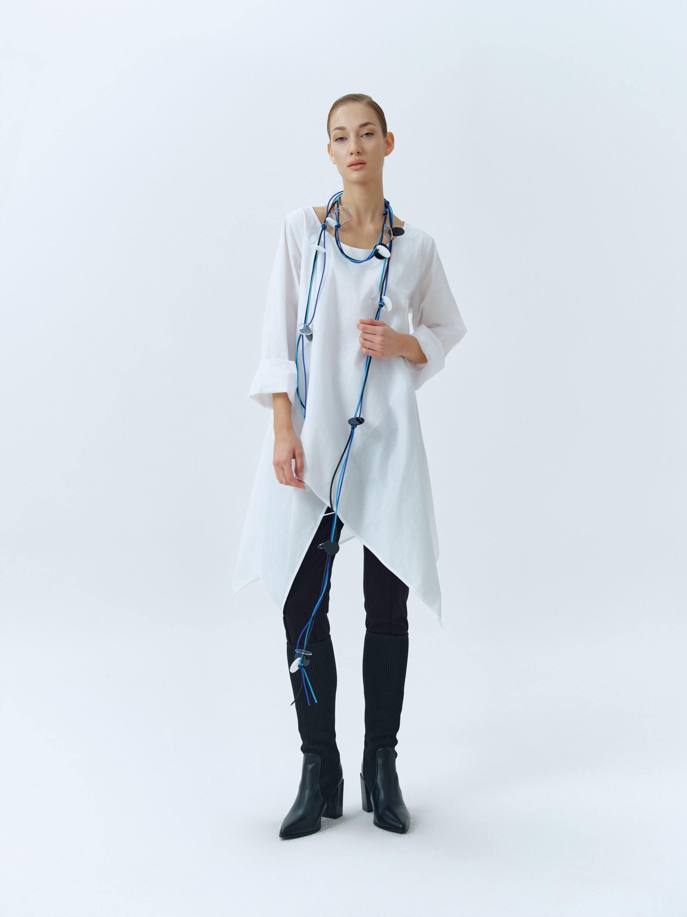 Tunic Lar
