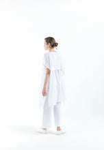 Load image into Gallery viewer, Tunic Chiara
